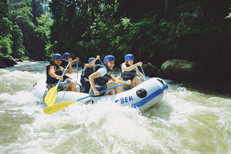 telaga-waja-rafting