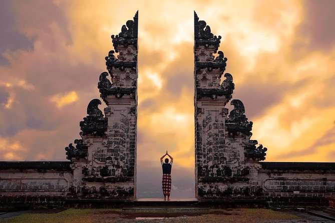 Gates Of Heaven Tour (East Bali Tour with Lempuyang Temple the most famous spot)