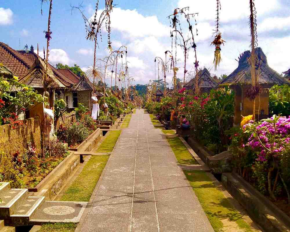 Gate Of Heaven Bali East Tour Explore Penida